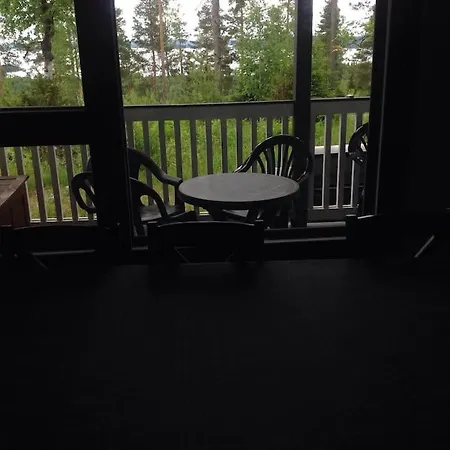 Riihivuori Paritalohuoneisto דירה