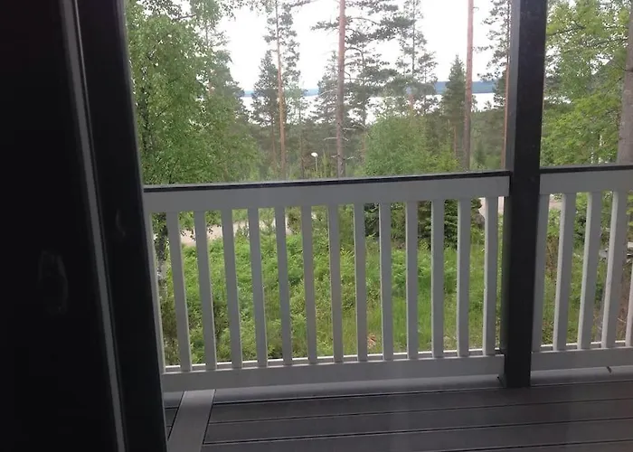 Riihivuori Paritalohuoneisto 아파트 *