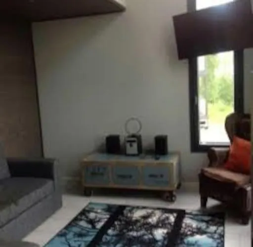 Riihivuori Paritalohuoneisto 아파트 *